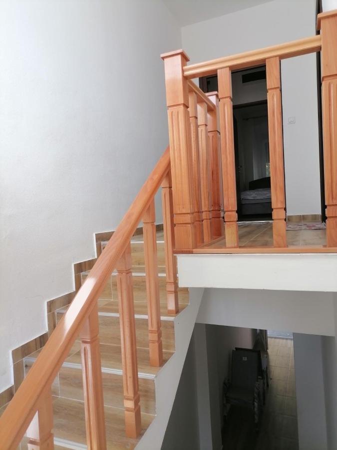 Apartmani 15 Cetinje Exterior photo
