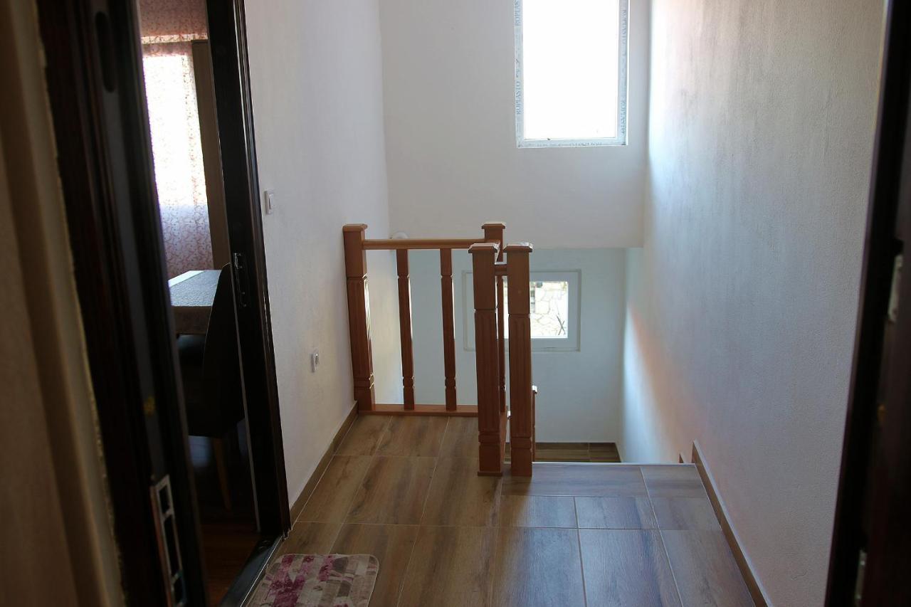 Apartmani 15 Cetinje Exterior photo