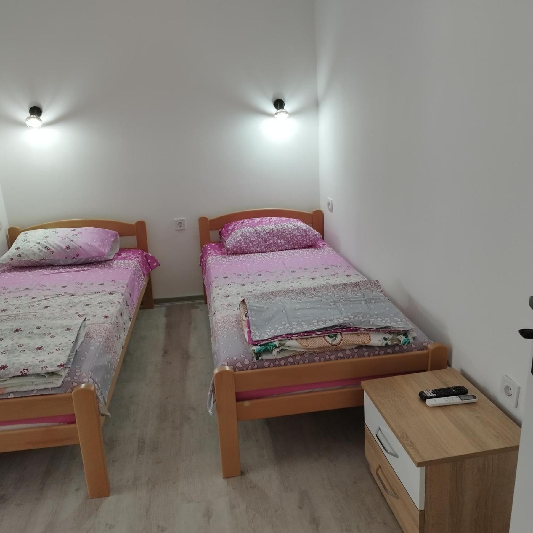 Apartmani 15 Cetinje Exterior photo